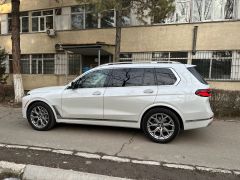 Фото авто BMW X7