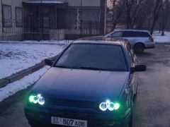 Фото авто Volkswagen Golf