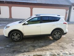 Сүрөт унаа Toyota RAV4