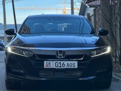 Фото авто Honda Accord