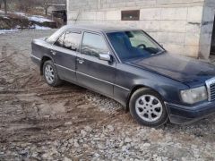 Фото авто Mercedes-Benz W124