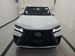 Photo of the vehicle Lexus LX