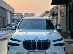 Фото авто BMW X7