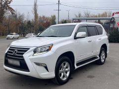 Photo of the vehicle Lexus GX