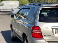 Photo of the vehicle Toyota Highlander