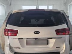 Фото авто Kia Carnival