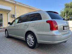 Фото авто Toyota Avensis