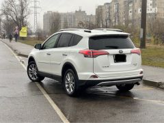 Сүрөт унаа Toyota RAV4