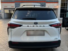 Сүрөт унаа Toyota Sienna