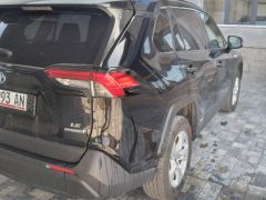 Сүрөт унаа Toyota RAV4