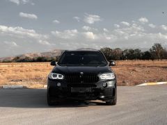 Photo of the vehicle BMW X5