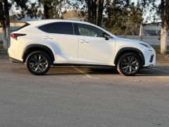 Photo of the vehicle Lexus NX