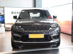 Photo of the vehicle Jeep Grand Cherokee