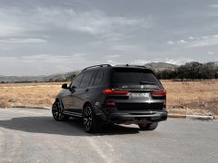 Фото авто BMW X7