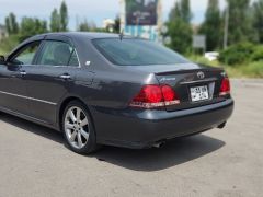 Фото авто Toyota Crown