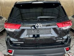 Фото авто Toyota Highlander