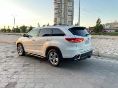 Фото авто Toyota Highlander