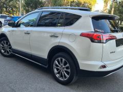 Photo of the vehicle Toyota RAV4