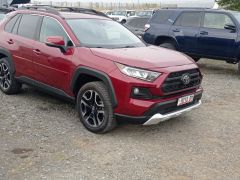 Сүрөт унаа Toyota RAV4