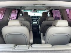 Фото авто Kia Carnival