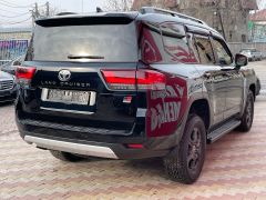 Photo of the vehicle Toyota Land Cruiser