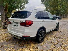 Photo of the vehicle BMW X5