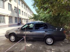 Photo of the vehicle Volkswagen Vento