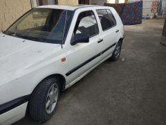 Photo of the vehicle Volkswagen Golf