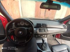 Photo of the vehicle BMW X5