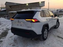 Сүрөт унаа Toyota RAV4