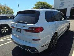 Сүрөт унаа BMW X7