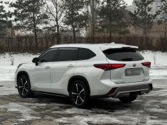 Сүрөт унаа Toyota Highlander