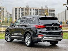 Photo of the vehicle Hyundai Santa Fe