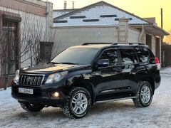 Сүрөт унаа Toyota Land Cruiser Prado