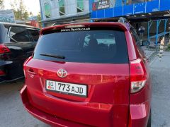 Сүрөт унаа Toyota RAV4