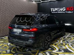 Photo of the vehicle BMW X7