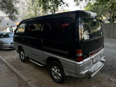 Фото авто Mitsubishi Delica