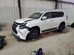 Photo of the vehicle Lexus GX