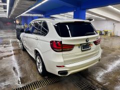 Photo of the vehicle BMW X5