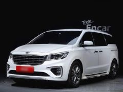 Photo of the vehicle Kia Carnival