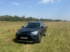 Сүрөт унаа Toyota RAV4