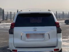 Photo of the vehicle Toyota Land Cruiser Prado