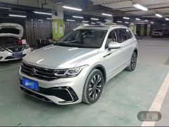 Photo of the vehicle Volkswagen Tiguan