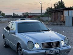 Photo of the vehicle Mercedes-Benz E-Класс