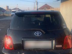 Сүрөт унаа Toyota Ist