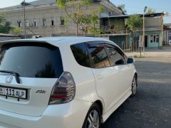 Сүрөт унаа Honda Fit