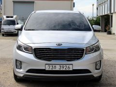 Photo of the vehicle Kia Carnival