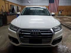 Сүрөт унаа Audi Q5