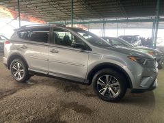 Сүрөт унаа Toyota RAV4