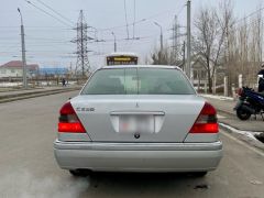 Сүрөт унаа Mercedes-Benz C-Класс